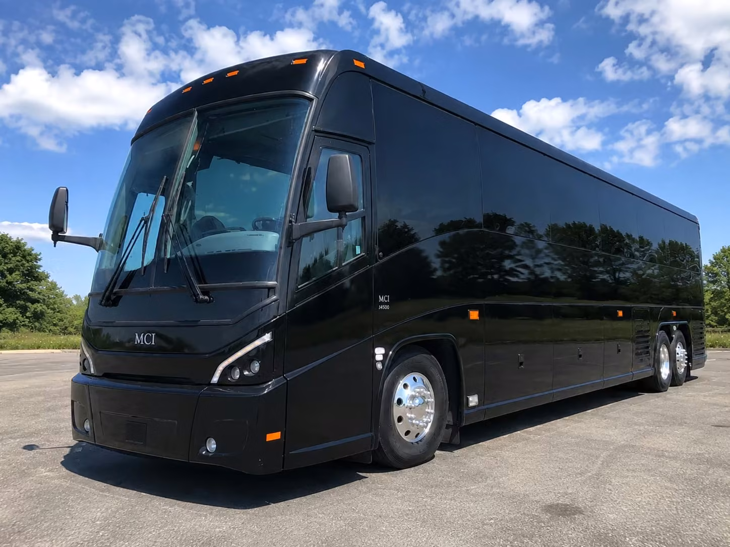 construction and worksite crew shuttles serving sandy and salt lake county